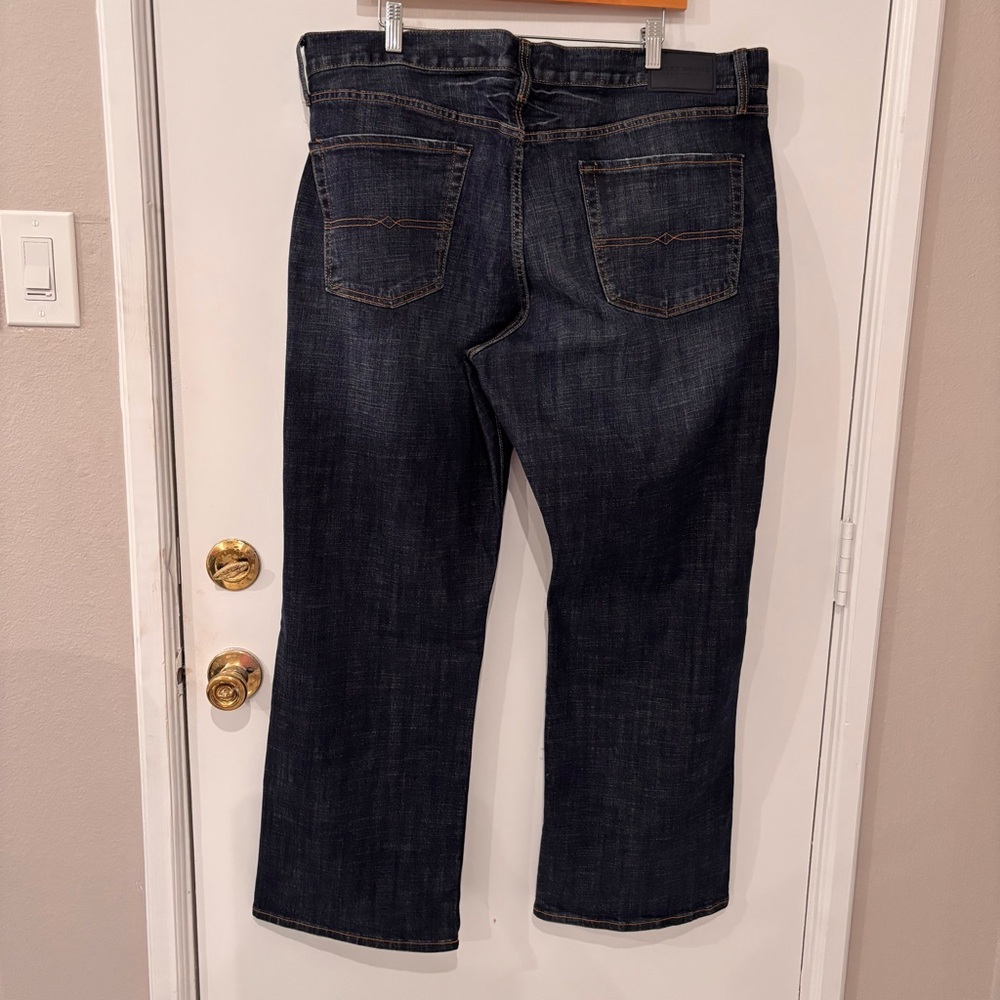 Lucky Brand Blue 367 Vintage Boot Cut Men’s Jeans Size 42/30 - Picture 2 of 11